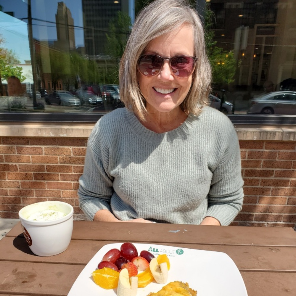 Meet your Posher, Renee